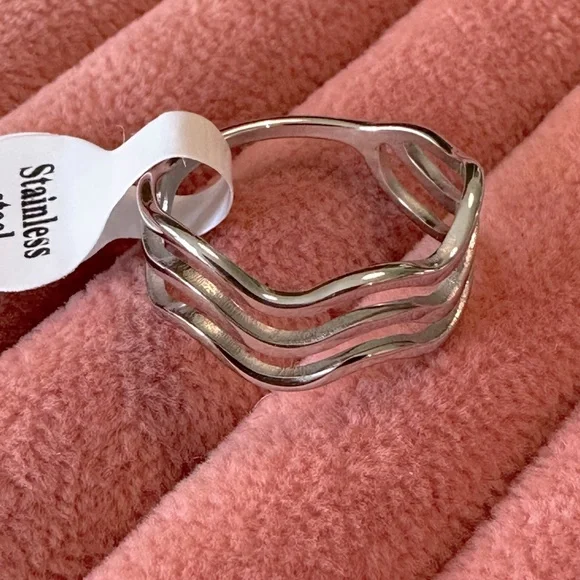 Sz 10 Triple Wave Layered Ring Stainless Steel Waterproof Organic Look Unisex - Picture 7 of 8